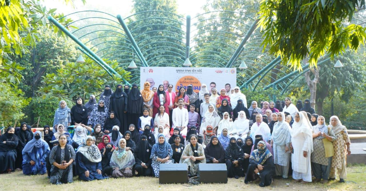 Aerial view of crowd